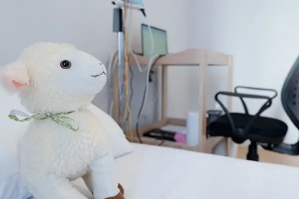 Doç. Dr. Gürkan Gürbüz Çocuk Nöroloji Kliniği - Resim 6