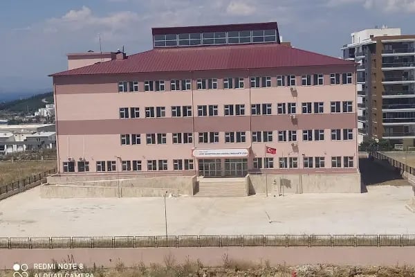 ŞEHİT BAHATTİN ELDEN ANADOLU İMAM HATİP LİSESİ - Resim 1