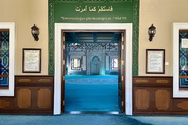 KUYULARÖNÜ CAMİ - Resim 7