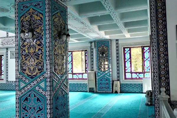KUYULARÖNÜ CAMİ - Resim 8