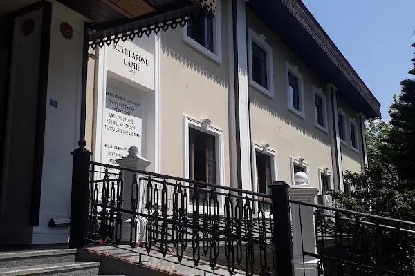 KUYULARÖNÜ CAMİ - Resim 4