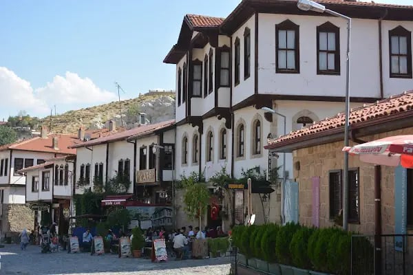 Beypazarı Belediyesi Yarı Olimpik Yüzme Havuzu &amp; Spor Kompleksi - Resim 13