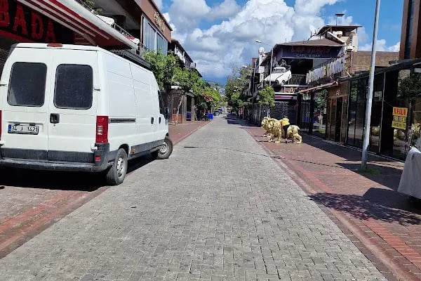 Back Street by HALİT BAŞTAN - Resim 4