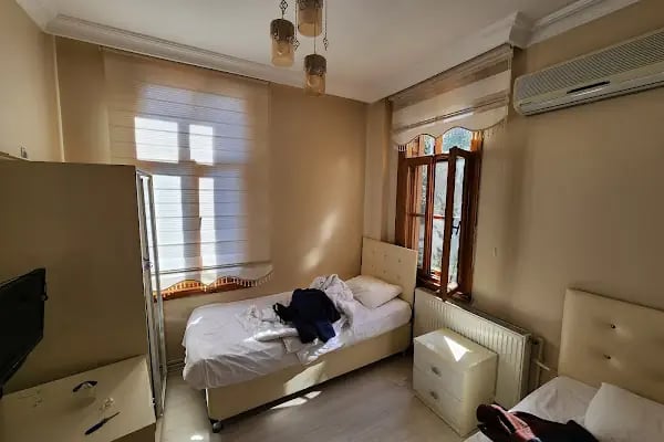 Burgazada Öğretmen Evi - Resim 2