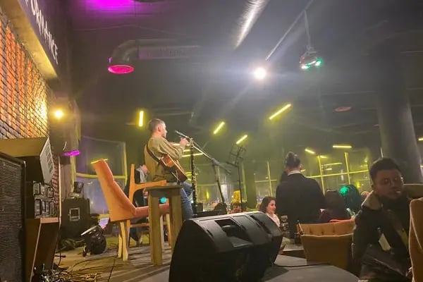 Kahva Nargile ve Canlı Müzik - Resim 16
