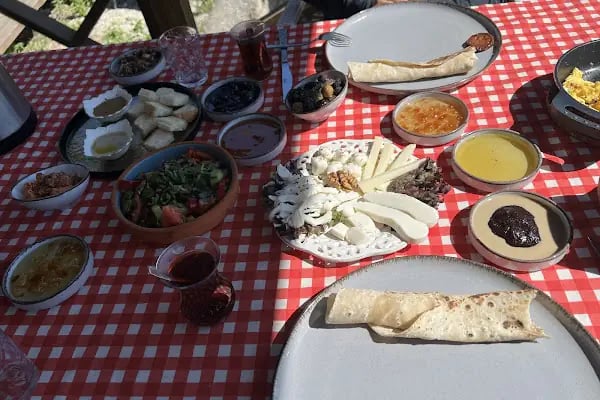 Doğanay Park Vadi Kır Lokantası - Resim 3