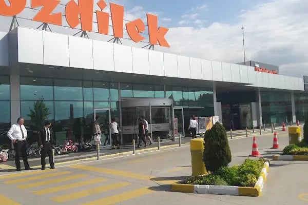 Özdilek Manisa Turgutlu AVM - Resim 1