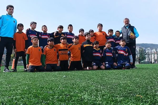 Gemlikspor Tesisleri - Resim 17