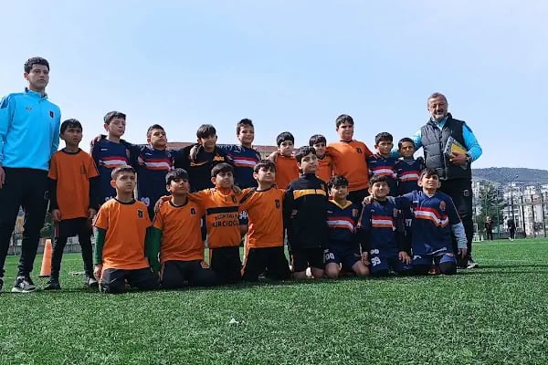 Gemlikspor Tesisleri - Resim 20