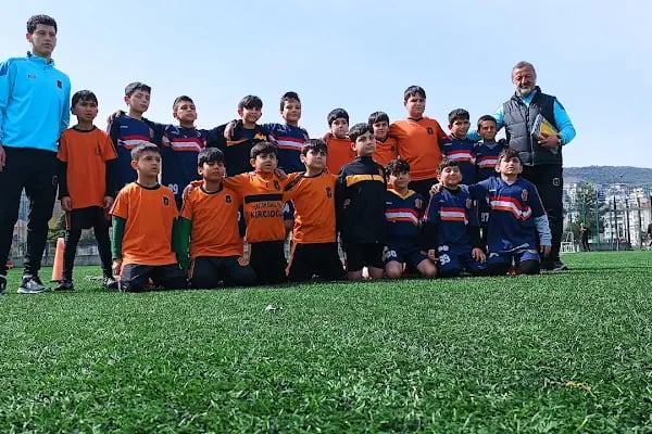 Gemlikspor Tesisleri - Resim 19