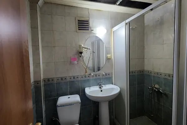 Avalon Hotel & Suites - Resim 18