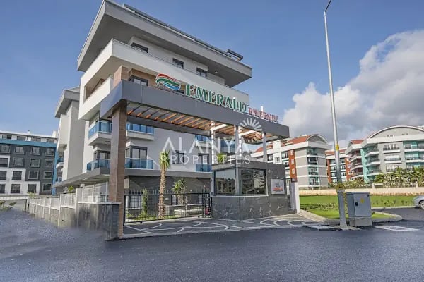Emerald Riverside - Resim 8