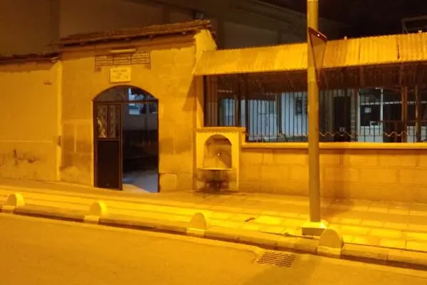 Tahtalı Minare Cami - Resim 5