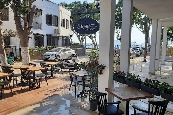 Karaffe Bira ve Şarap Evi - Resim 12