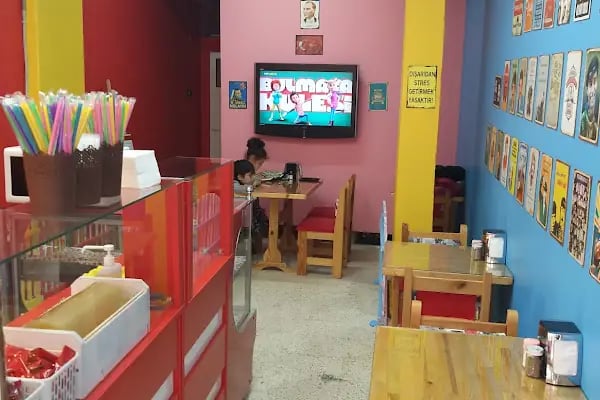 Duvar Dibi Kafe - Resim 4