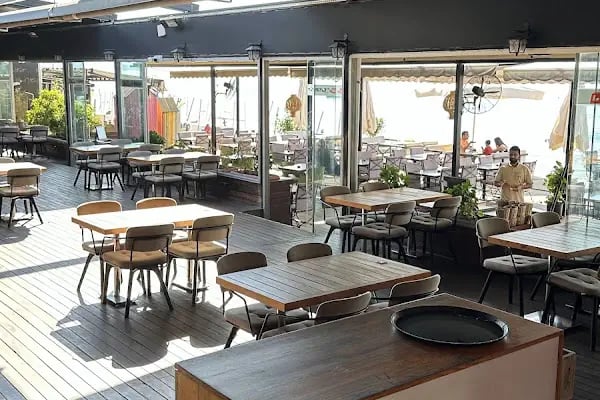 Picasso Restaurant &amp; Bar - Resim 12