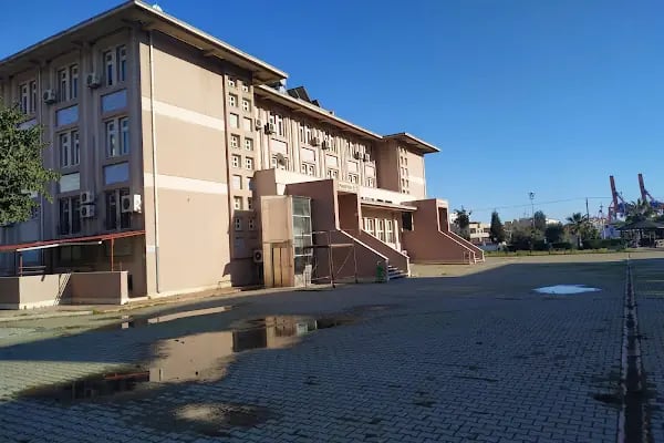 Akdeniz borsa istanbul mesleki ve teknik anadolu lisesi - Resim 2