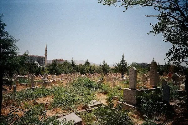 Sancaktar Mezarlığı - Resim 5