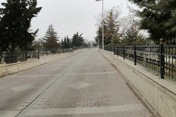 Sancaktar Mezarlığı - Resim 9