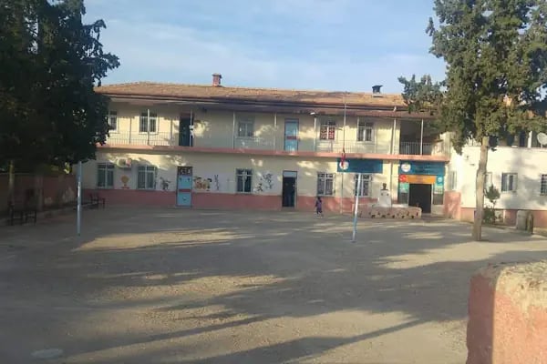 Akçakent İlköğretim Okulu - Resim 1