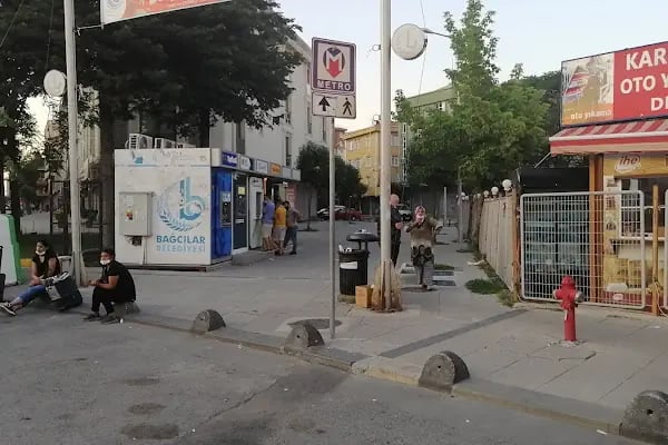 Yapı Kredi Bankası ATM - Bağcılar Belediyesi - Resim 4