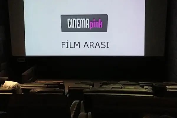 Cinema Pink - Resim 3