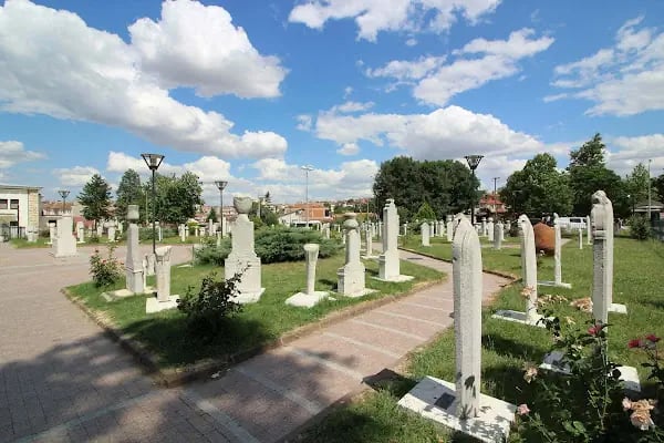 Osmanlı Mezar Taşları Sergileme Alanı - Resim 3