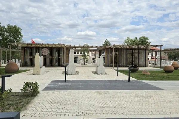 Osmanlı Mezar Taşları Sergileme Alanı - Resim 5