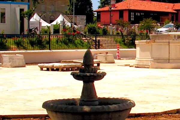 Osmanlı Mezar Taşları Sergileme Alanı - Resim 17