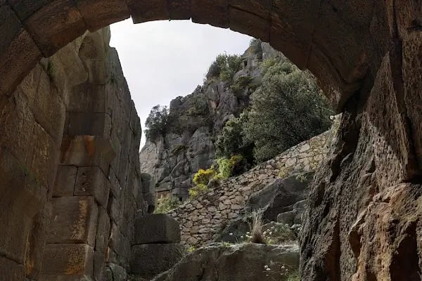 Limyra IV Nekropolü - Resim 5
