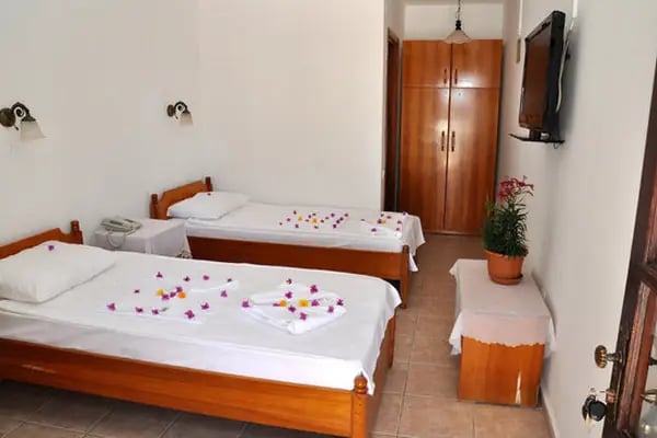 Jarra Hotel - Resim 4