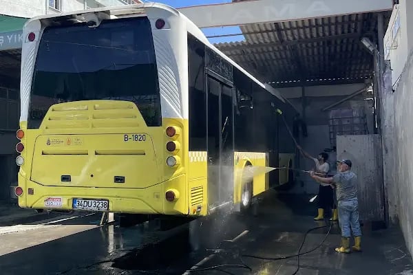 AKYÜZ OTO YIKAMA Ve YAĞLAMA - Resim 13