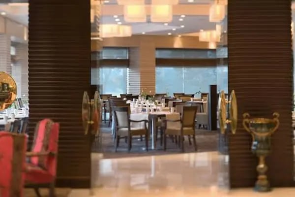 Mövenpick Hotel Izmir - Resim 5