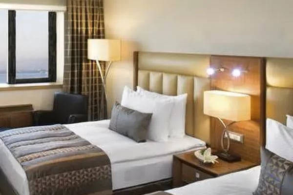 Mövenpick Hotel Izmir - Resim 12