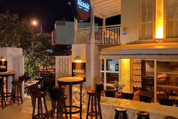 aksak pub cafe - Resim 5