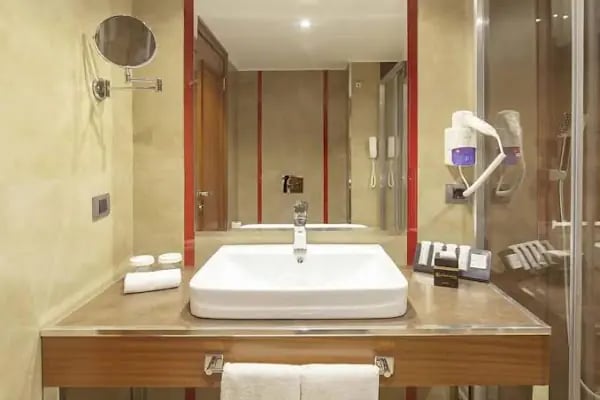 Lamec Hotel Business - Resim 3
