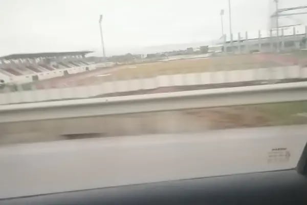 DHL eCommerce - Hamravat Şubesi - Resim 5