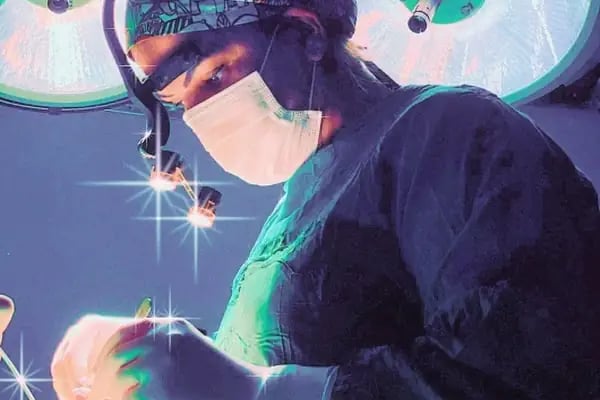 Op. Dr. Burcu Altınok Parlak, Plastik Rekonstrüktif Ve Estetik Cerrahi - Resim 3