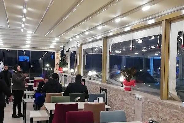 Pier Larbord Hookah Lounge - Resim 13