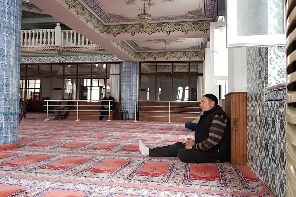 Türbe Cami - Resim 14