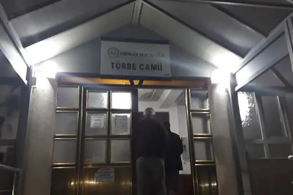 Türbe Cami - Resim 9