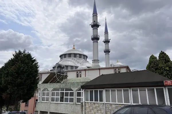 Türbe Cami - Resim 10