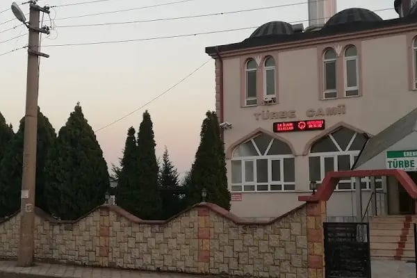 Türbe Cami - Resim 15