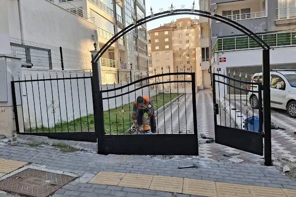 Dilek Ferforje Altındağ Demir Doğrama Kaynak İşleri - Resim 13
