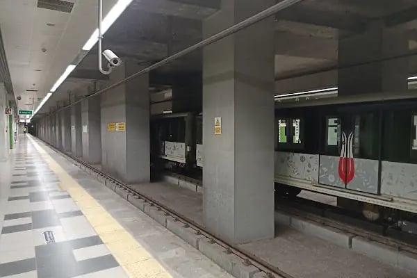 Mahmutbey Metro - Resim 1