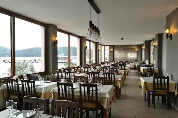 Yasemin Restaurant - Resim 2