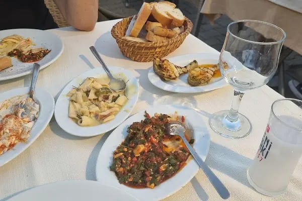 Yasemin Restaurant - Resim 10