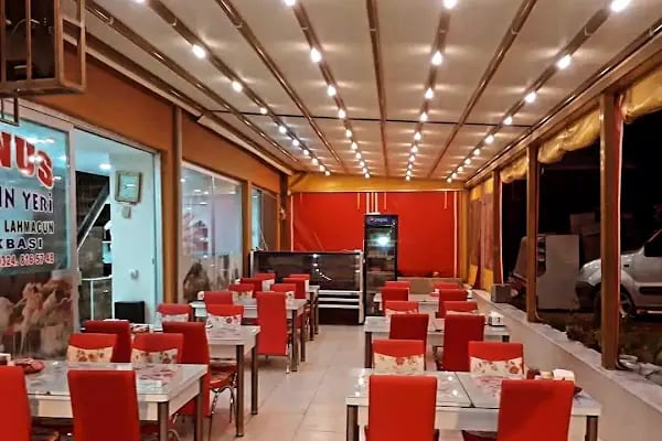 Yunus Ustanın yeri kebab ve lahmacun salonu - Resim 1