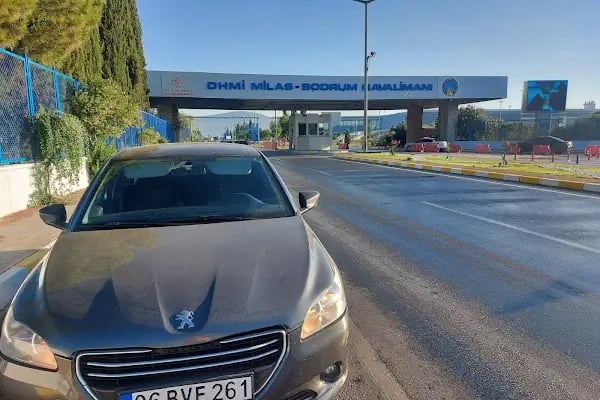 Happy Car Rental - Resim 10