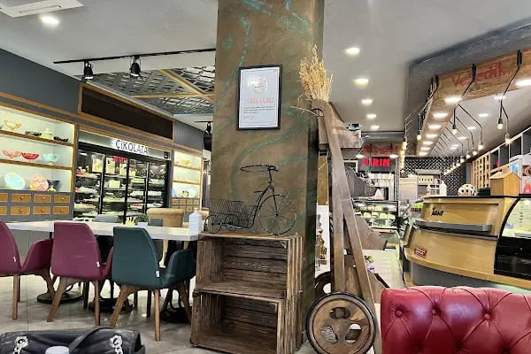 Venedik Pasta Cafe Türkmenbaşı Şubesi - Resim 2